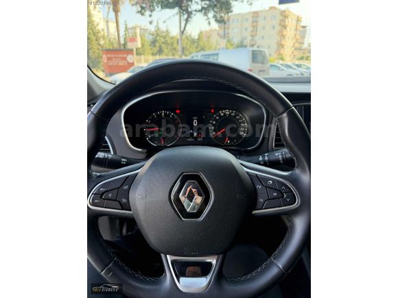 KALE'DEN 2022 MODEL DEĞİŞENSİZ OTOMATIK MEGANE