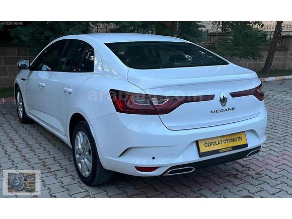 HATASIZ BOYASIZ TRAMERSİZ DÜŞÜK KM MEGANE 4