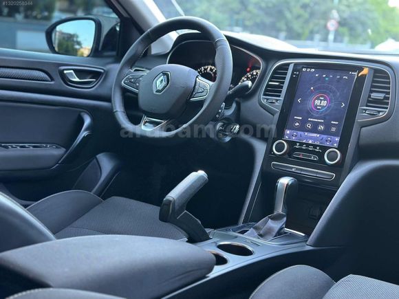 ÇAPRAK AUTO-RENAULT MEGANE 1.3TCE JOY HATASIZ EMSALSİZ 115.km