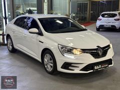 90.000 KM* 2022 MEGANE 1.3 TCE OTOMATİK 140 HP / TESLA EKRAN