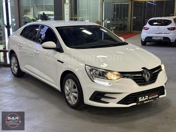 90.000 KM* 2022 MEGANE 1.3 TCE OTOMATİK 140 HP / TESLA EKRAN