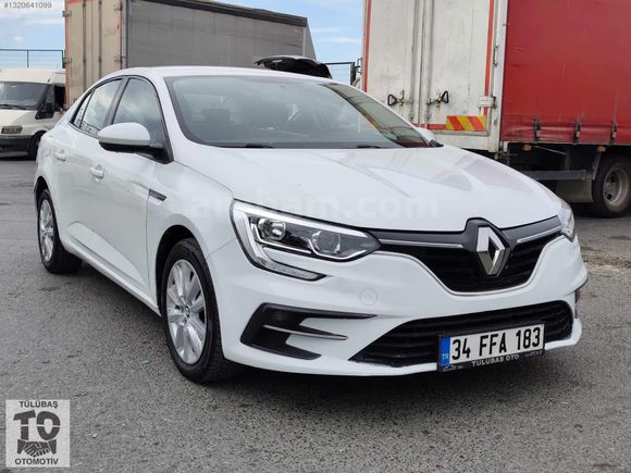 2022 MODEL 140 BİN KM DE BENZİN OTOMATİK