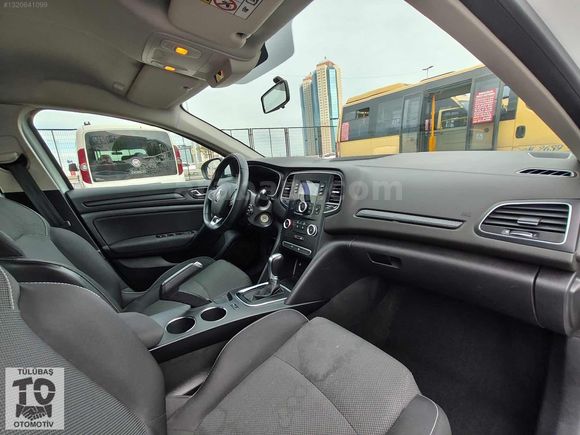2022 MODEL 140 BİN KM DE BENZİN OTOMATİK