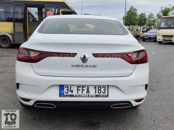 2022 MODEL 140 BİN KM DE BENZİN OTOMATİK