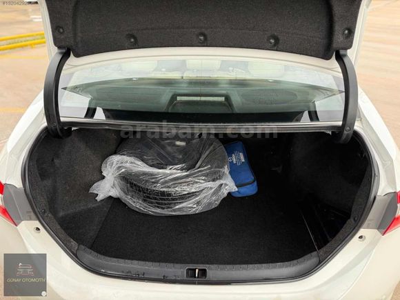 İLK SAHİBİNDEN 1.6 COROLLA LPG.Lİ BAKIMLI MASRAFSIZ