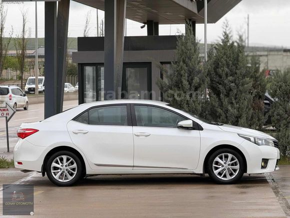 İLK SAHİBİNDEN 1.6 COROLLA LPG.Lİ BAKIMLI MASRAFSIZ