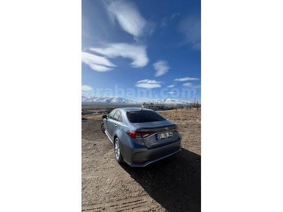 Öğretmenden temiz, düşük km Toyota Corolla Model