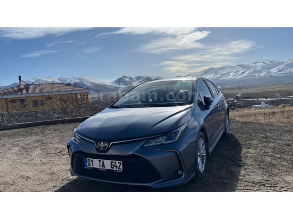Öğretmenden temiz, düşük km Toyota Corolla Model