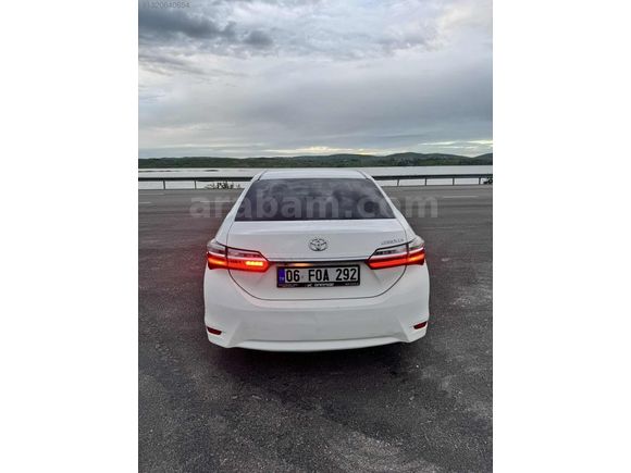 SAHİBİNDEN BOYASIZ DEĞİŞENSİZ COROLLA