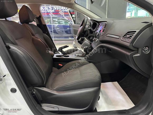 2021 MEGANE JOY 1.3 TCE EDC 140HP SERVİS BAKIMLI