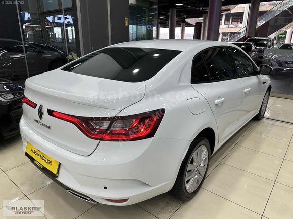 2021 MEGANE JOY 1.3 TCE EDC 140HP SERVİS BAKIMLI