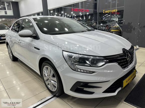 2021 MEGANE JOY 1.3 TCE EDC 140HP SERVİS BAKIMLI