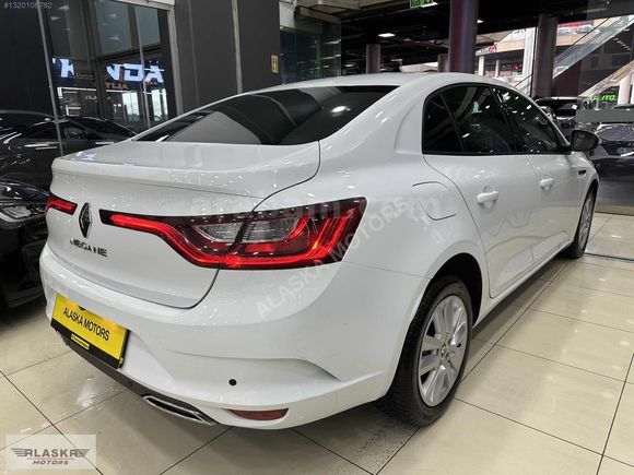 2021 MEGANE JOY 1.3 TCE EDC 140HP SERVİS BAKIMLI