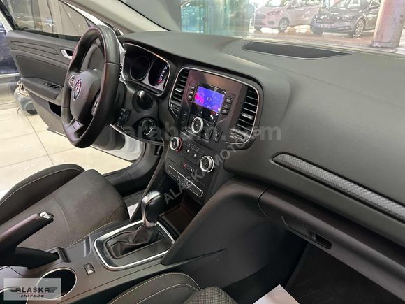 2021 MEGANE JOY 1.3 TCE EDC 140HP SERVİS BAKIMLI