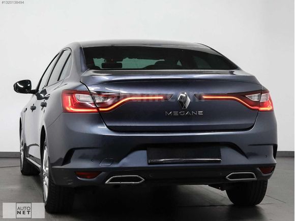 ORJİNAL 2022 MEGANE 1.3 TCE EDC JOY COMFORT