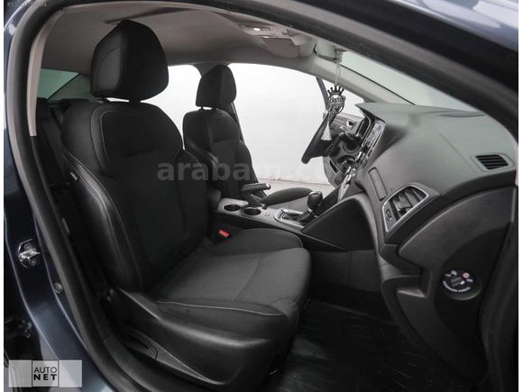 ORJİNAL 2022 MEGANE 1.3 TCE EDC JOY COMFORT