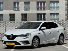 SHM MOTORS 2022 MEGANE 1.3TCE 140HP-G.GÖRÜŞ CAR PLY NAVİGASYON