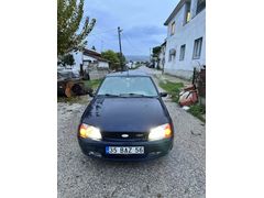 Sahibinden Ford Fiesta 1.25 Ghia 2001 Model İzmir