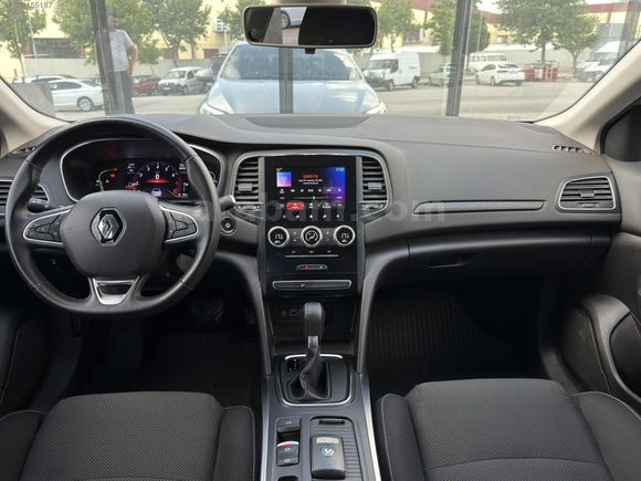 2023 RENAULT MEGANE TOUCH 1.3 TCE OTOMATİK 140 HP