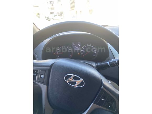 Sahibinden Hyundai Accent Blue 1.4 D-CVVT Mode Plus 2015 Model 
