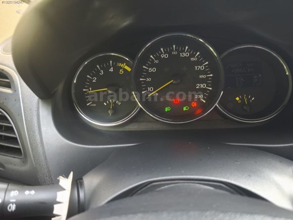 RENAULT MEGANE 3 1.5 DCI EDC DYNAMIQUE OTOMATİK