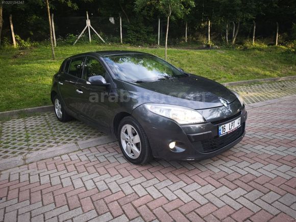 RENAULT MEGANE 3 1.5 DCI EDC DYNAMIQUE OTOMATİK