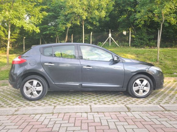 RENAULT MEGANE 3 1.5 DCI EDC DYNAMIQUE OTOMATİK