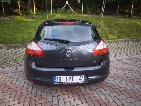 RENAULT MEGANE 3 1.5 DCI EDC DYNAMIQUE OTOMATİK