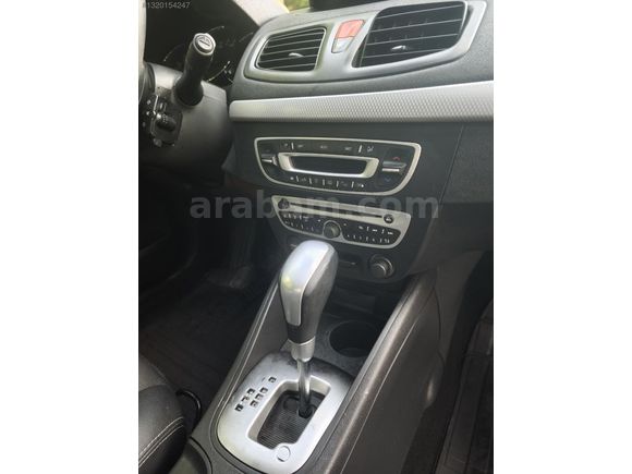 RENAULT MEGANE 3 1.5 DCI EDC DYNAMIQUE OTOMATİK