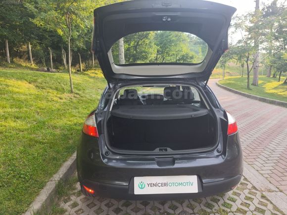 RENAULT MEGANE 3 1.5 DCI EDC DYNAMIQUE OTOMATİK