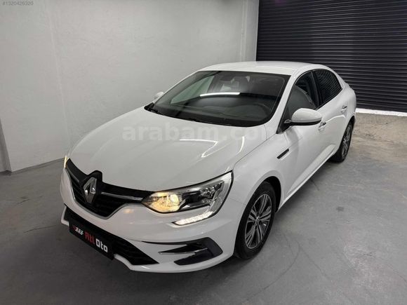 2023 1.3 TCE TOUCH EDC OTOMATİK 80 BİNDE GARANTİLİ