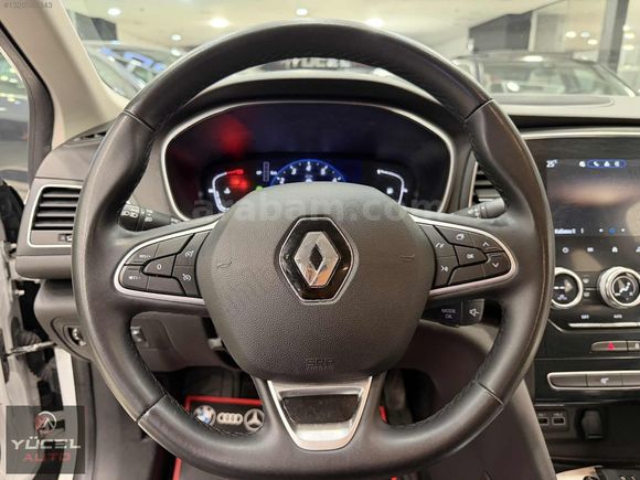 KAZASIZ DEĞİŞENSİZ 2023 MODEL RENAULT MEGANE TCE TOUCH 80 BİN KM