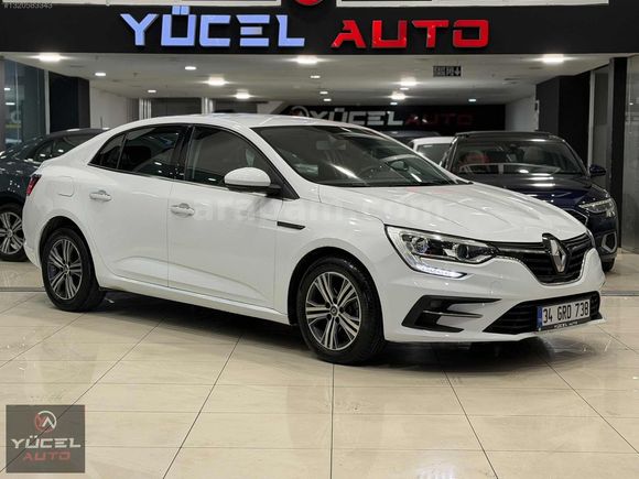 KAZASIZ DEĞİŞENSİZ 2023 MODEL RENAULT MEGANE TCE TOUCH 80 BİN KM