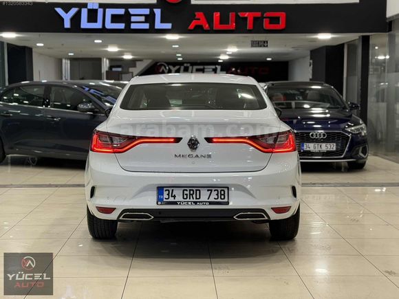 KAZASIZ DEĞİŞENSİZ 2023 MODEL RENAULT MEGANE TCE TOUCH 80 BİN KM