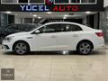 KAZASIZ DEĞİŞENSİZ 2023 MODEL RENAULT MEGANE TCE TOUCH 80 BİN KM