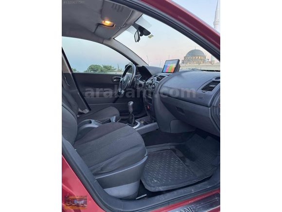 MEGANE 2 HATASIZ BENZİN/LPG 285KM KAYITSIZ ÇOK TEMİZ