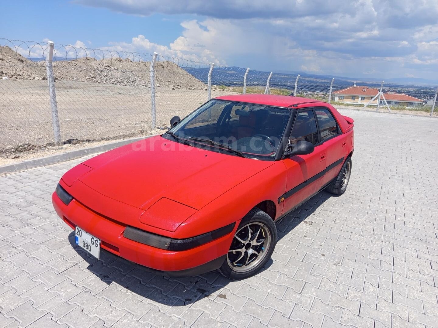 Sahibinden Mazda 323 1.6 GLX 1992 Model 1