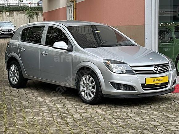 BB BEYCAR DAN OTOMATİK OPEL ASTRA GÜNEŞ YANIKSIZ