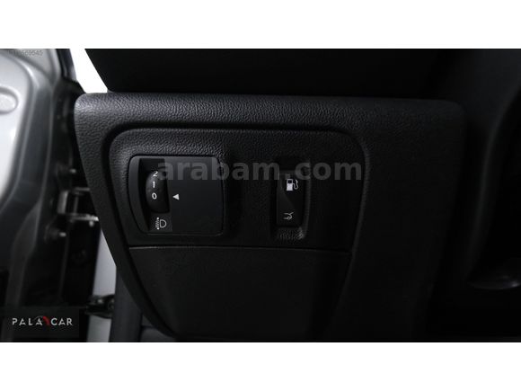 2018 DİZEL OTOMATİK İCON MEGANE IV