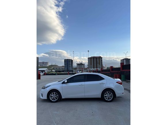 Sahibinden Toyota Corolla 1.6 Advance 2013 Model 