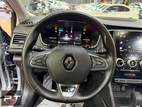 POLAT'TAN 2025 MODEL RENAULT MEGANE İCON FULL+FUL CAM TAVAN