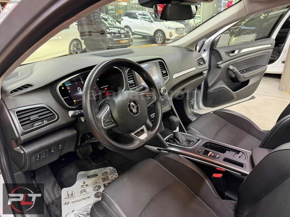 POLAT'TAN 2025 MODEL RENAULT MEGANE İCON FULL+FUL CAM TAVAN