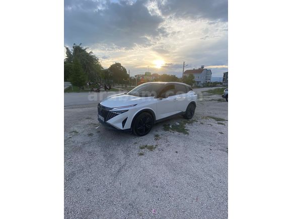 Sahibinden Nissan Qashqai 1.3 DIG-T Sky Pack 2024 Model 