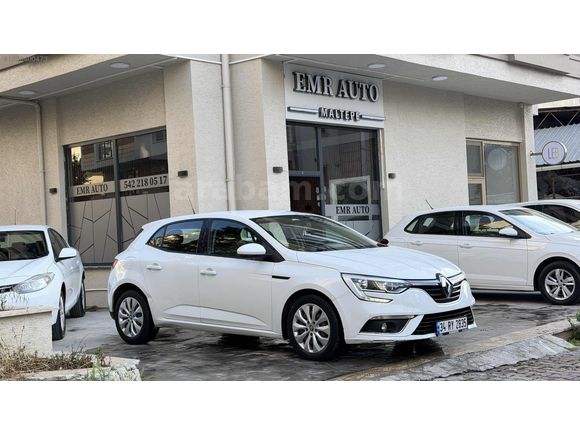 RENAULT MEGANE 1.5 DCİ - 153.XXXKM - KREDİ KARTINA 12 AY TAKSİT