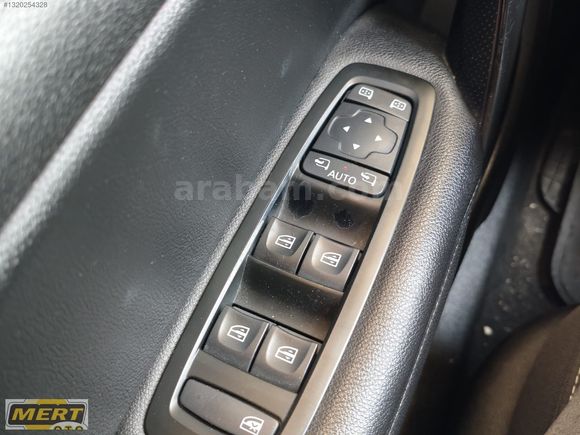 2020 RENAULT MEGANE 1.5 BLUEDCİ İCON TEMİZ BAKIMLI