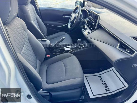 AY-CAR MÜKEMMEL KONDİSYONDA OTOMATİK COROLLA