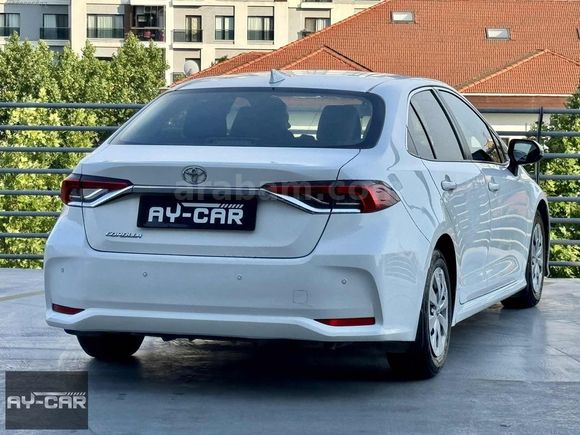 AY-CAR MÜKEMMEL KONDİSYONDA OTOMATİK COROLLA