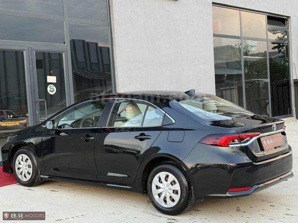 COROLLA 1.6 VİSİON MULTİDRİVE S DÜŞÜK KM Lİ SERVİS BAKIMLI