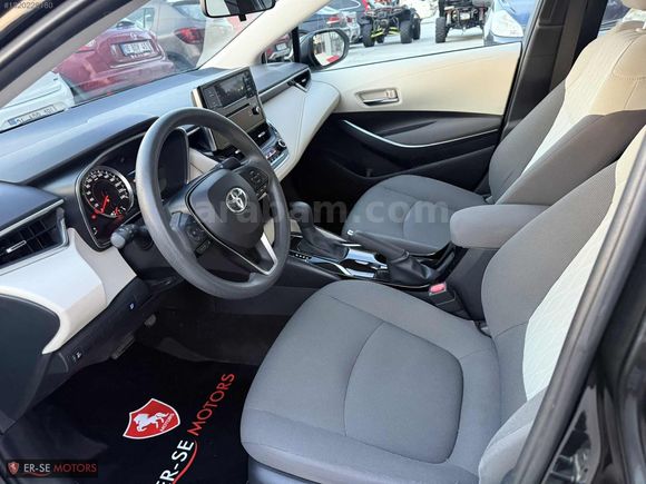 COROLLA 1.6 VİSİON MULTİDRİVE S DÜŞÜK KM Lİ SERVİS BAKIMLI