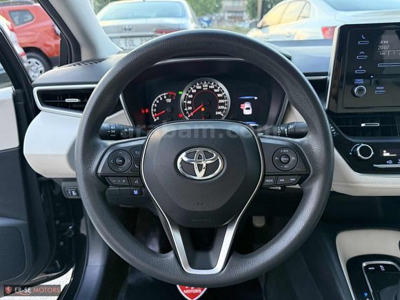 COROLLA 1.6 VİSİON MULTİDRİVE S DÜŞÜK KM Lİ SERVİS BAKIMLI